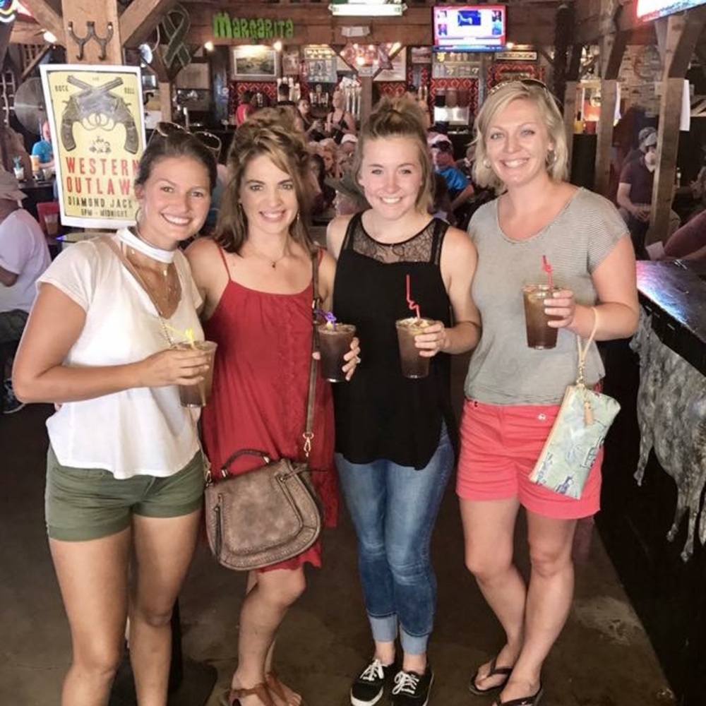 Meet your Posher, Lindsey